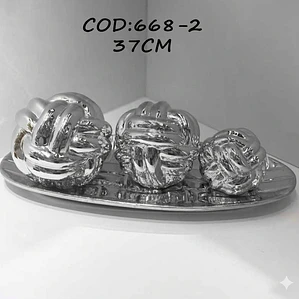 Centro de Mesa Silver Knot – Brillo Cromado y Diseño Contemporáneo