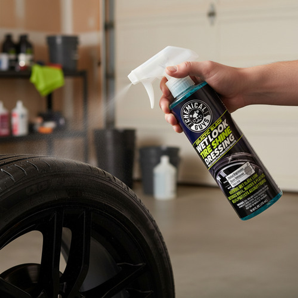 Acondicionador Plásticos Neumatico Base Aceite Chemical Guys 5