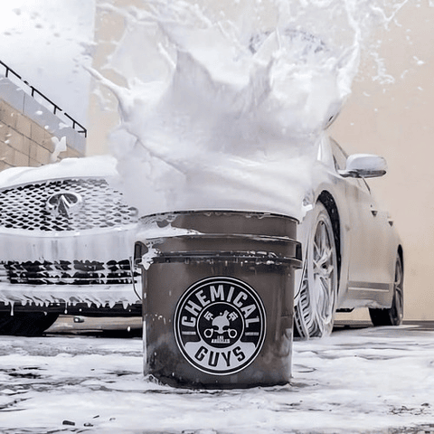 Balde Detailing Chemical Guys Con Tapa Para Auto Gris