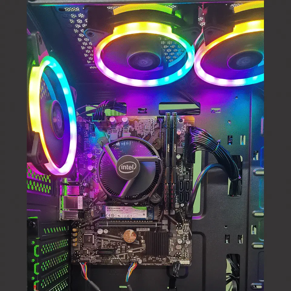 Pc Gamer Draco i3: Wifi, Core i3-10100F, 2TB SSD, 16GB Ram, Geforce GT1030 4GB GDDR4 3