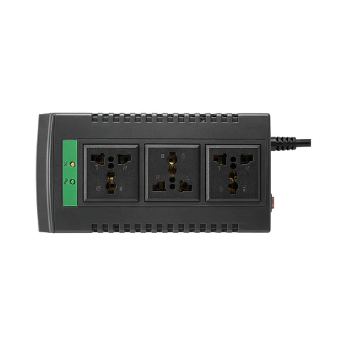 Regulador de Voltaje Automático APC Line-R 500VA, 3 Salidas
