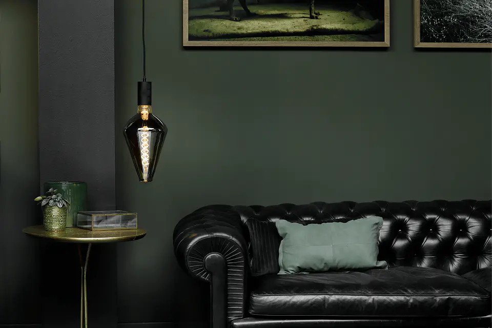 Bombilla XXL Vienna Titanium LED 6W E27 2200K Calex 2