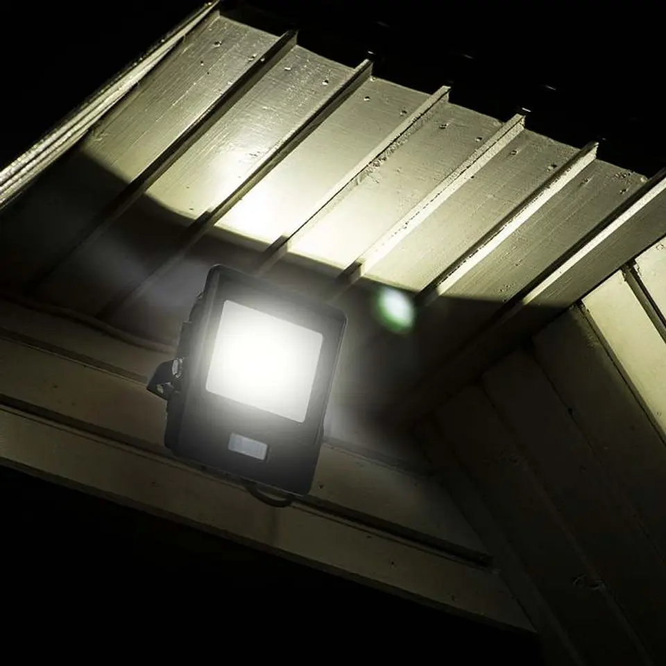 Projetor LED 10W 6500K sensor PIR, Chip Samsung, 1m cabo Corpo Preto IP65 V-TAC 7