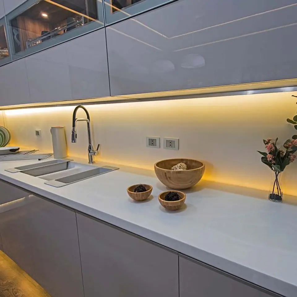 LED Strip SMD 5050- 60 9.6W 3000K 12V IP65 V-TAC 7