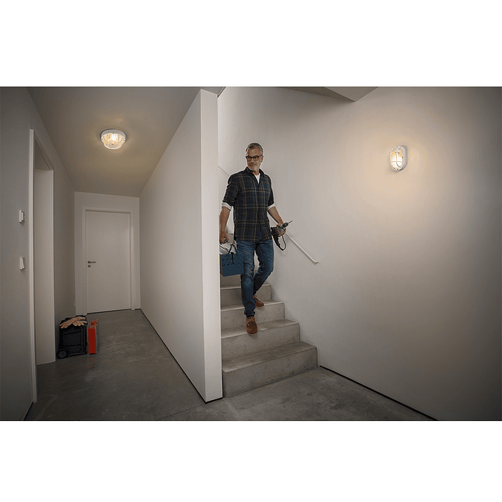 Bulkhead Essential oval E27 Blanco Ledvance 4