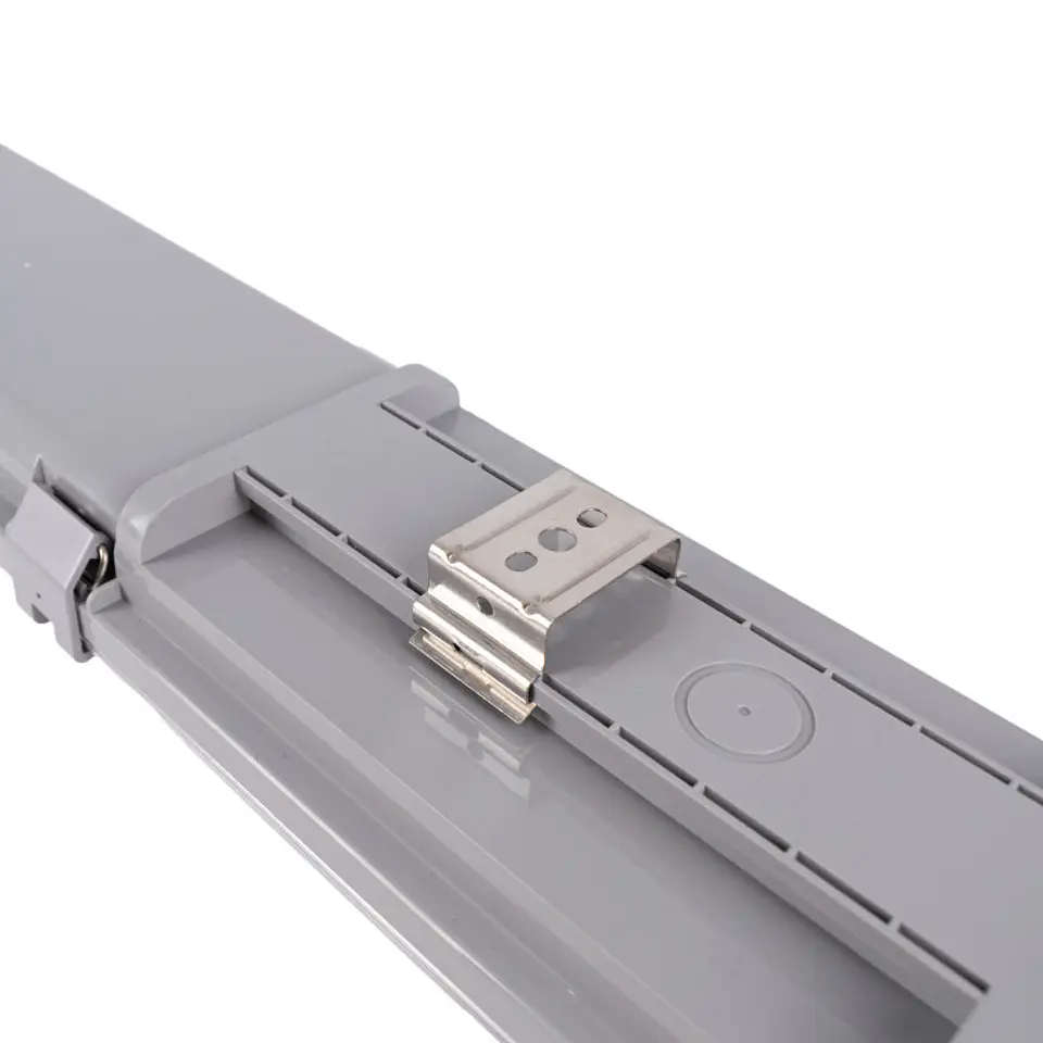 Armadura Estanque, ligação de um lado c/platine e clip de inox byWATT 14