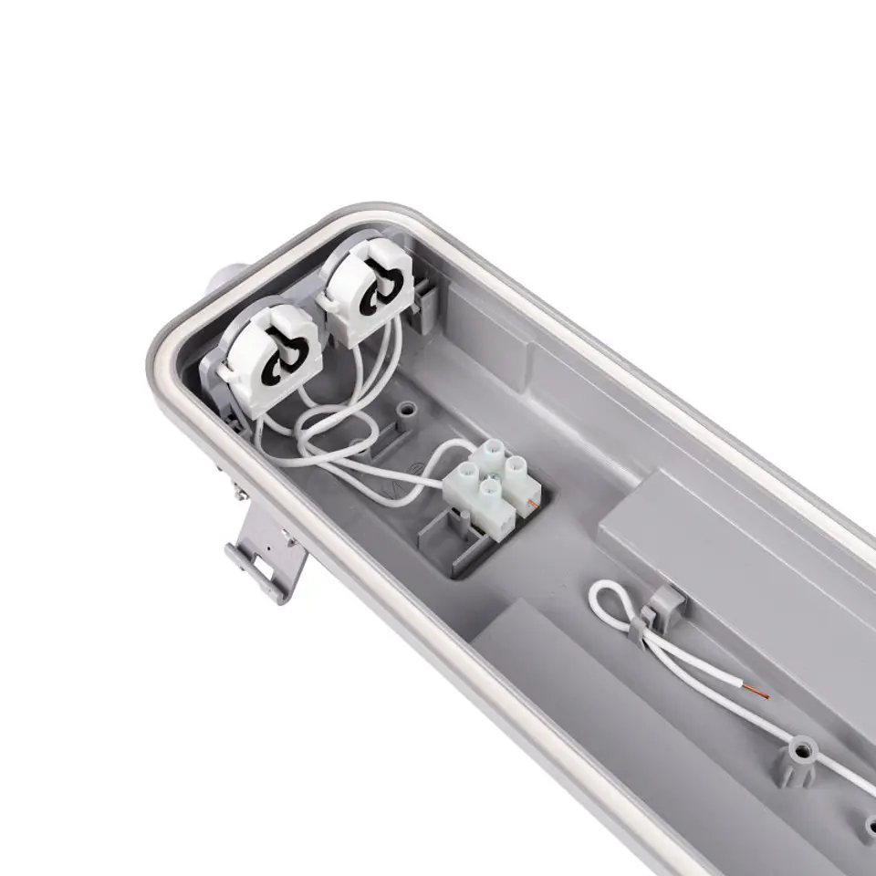 Armadura Estanque, ligação de um lado c/platine e clip de inox byWATT 18