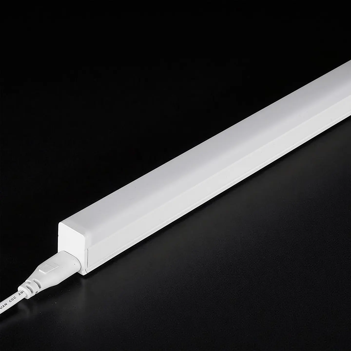 Régua LED T5 chip CREE 7W 6500K 600mm V-TAC 3