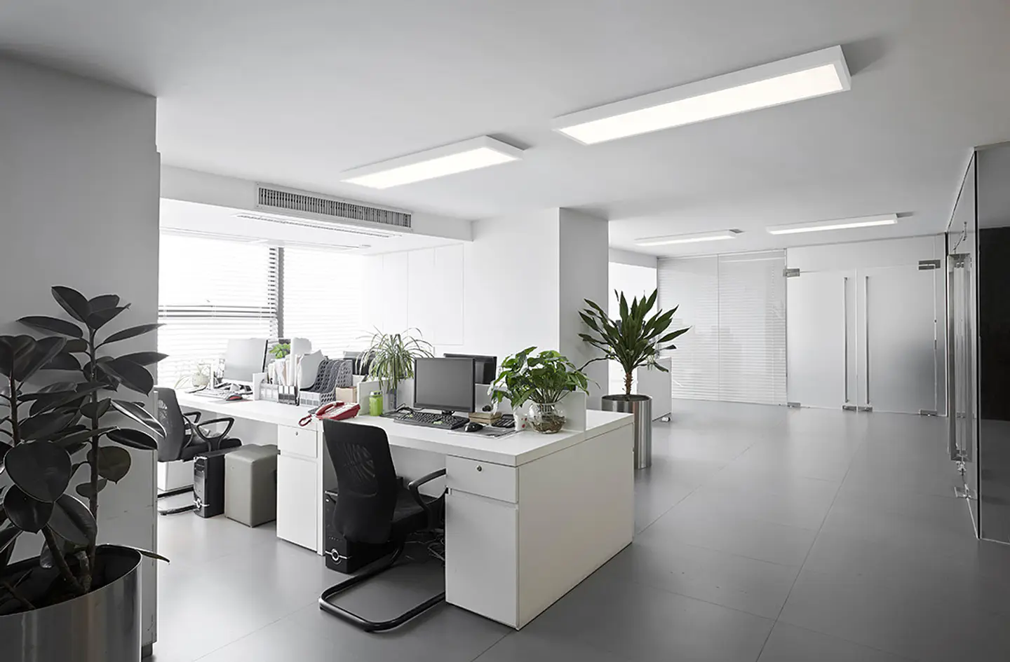 Painel LED saliente 1274 V 38W 930-940 ML 1200mm Ledvance 4