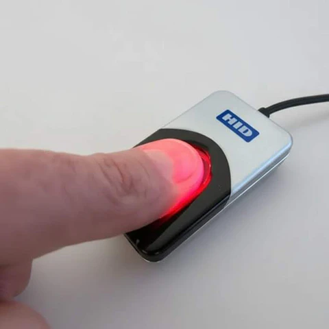 Lector de Huellas Dactilares HID Uareu 4500 | USB 2.0, LED Azul, Tecnología Óptica y Cifrado Biométrico