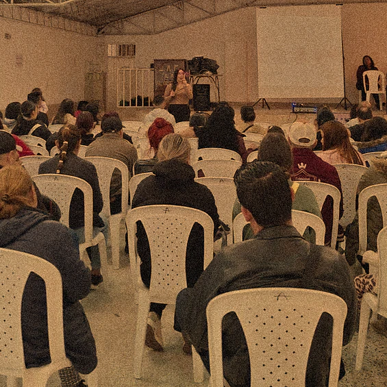 Talleres presenciales psicoeducativos para contextos educativos y laborales  1