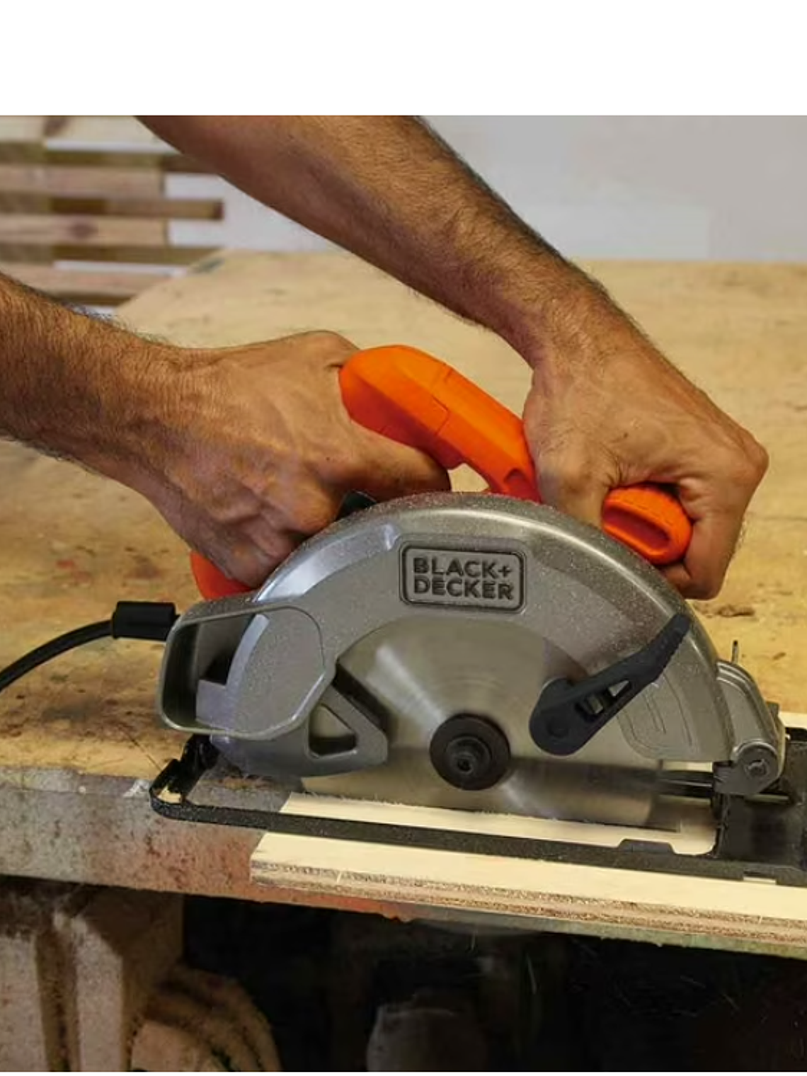 SIERRA CIRCULAR 7 1/4 BLACK + DECKER 3