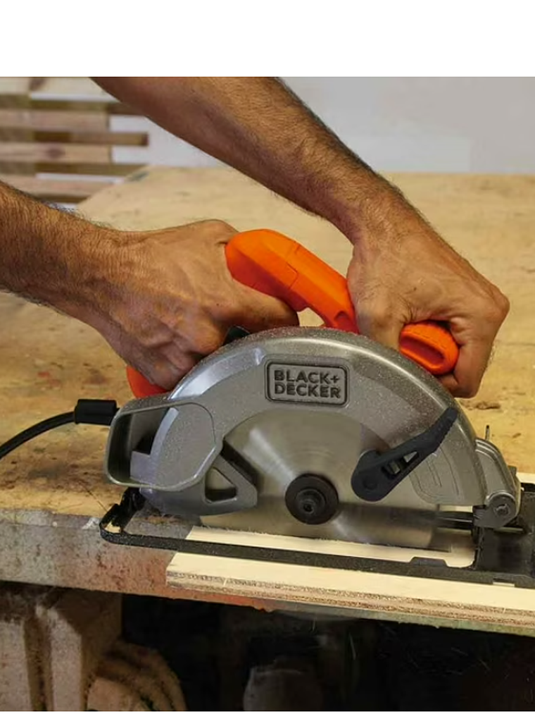 SIERRA CIRCULAR 7 1/4 BLACK + DECKER 3