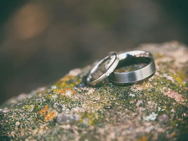 The Meaning Behind Different Wedding Ring Metals