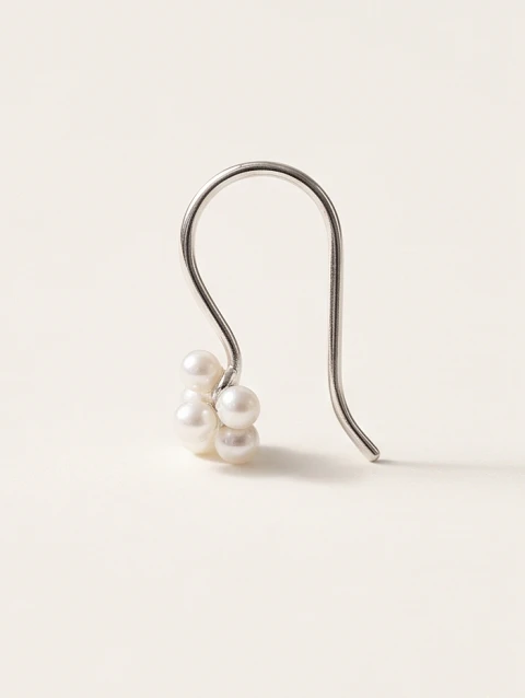 Minimal Bridal Earring 1