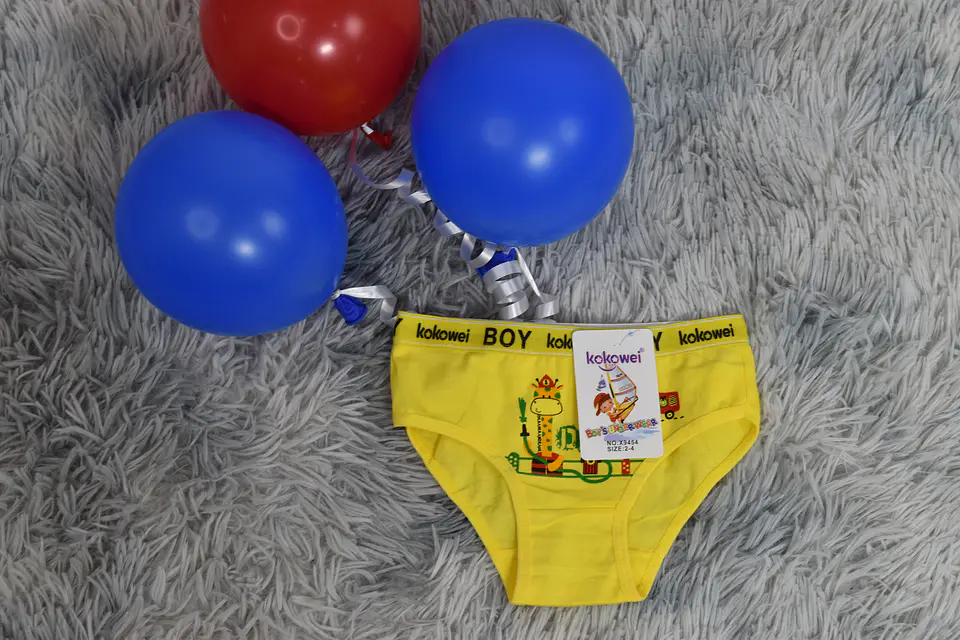 Slip de niño con divertidos estampados  4