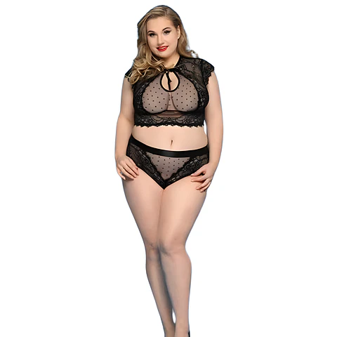 Conjunto de semitransparente con encaje