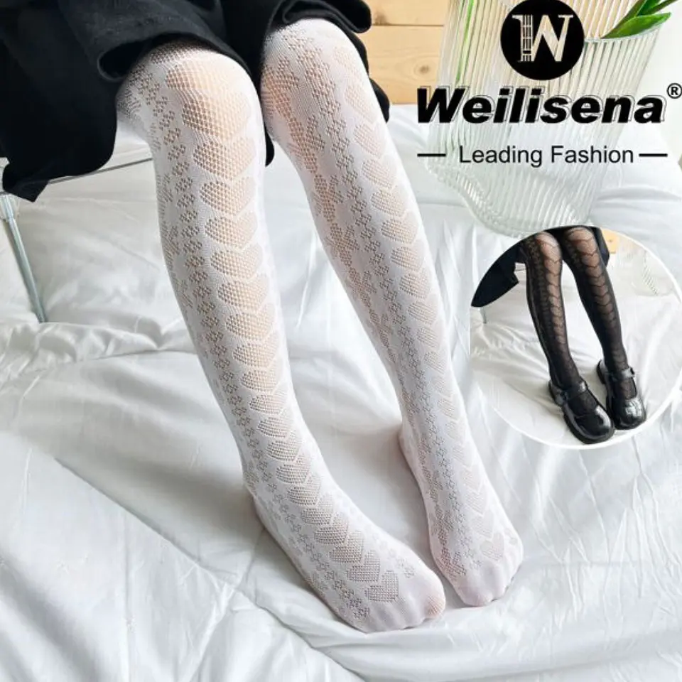 Pantimedias de niñas con diseño de corazones  1