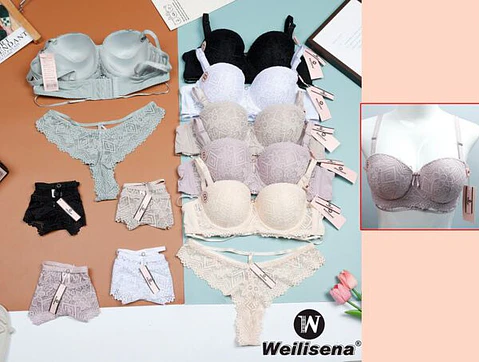 Conjunto de ropa interior con encaje fino 