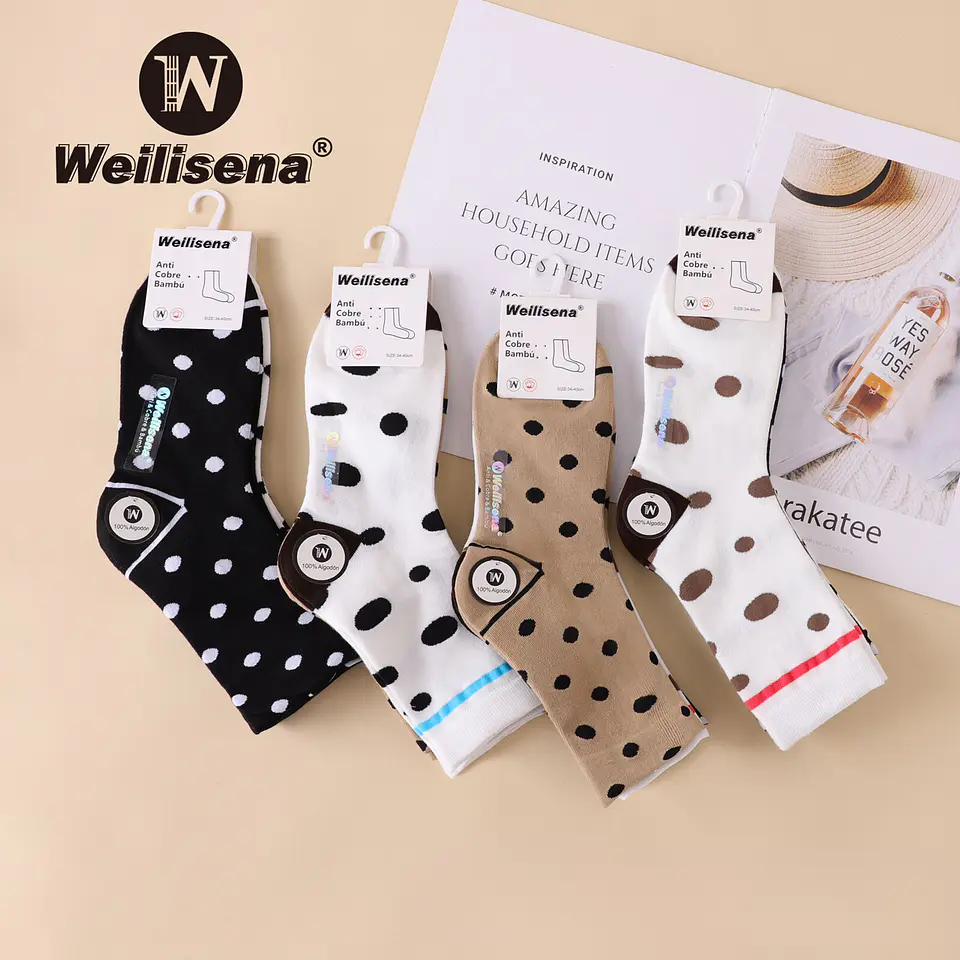 Docena de calcetines con estampado de puntos  1