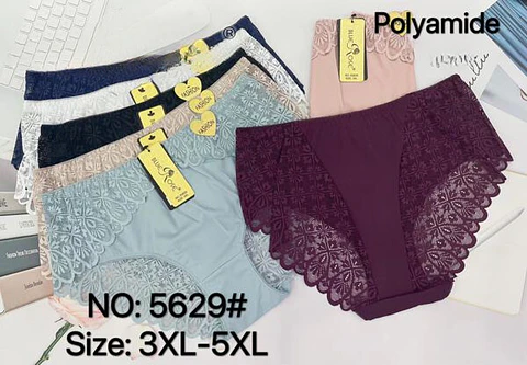 Calzones anchos con encaje 