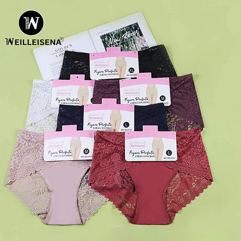 Calzón ancho con encaje 