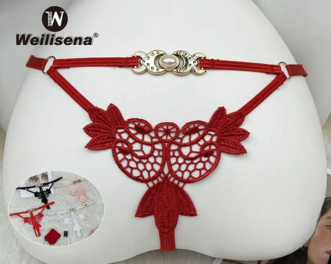 Colale de hilo con diseño de luna en el vientre con perla 