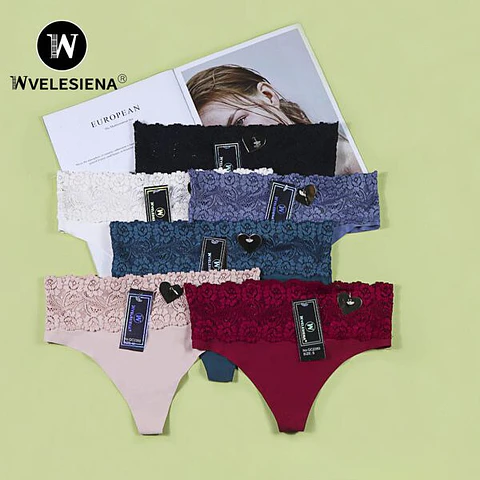 Colale alto con encaje de flores 