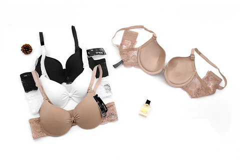 Sosten copa A con encaje a los lados