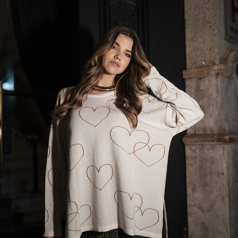 CAMISOLA CRU COM CORAÇÕES DOURADOS RUGA 1