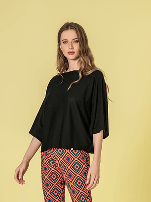 CAMISOLA FLUÍDA EM PRETO DA RUGA