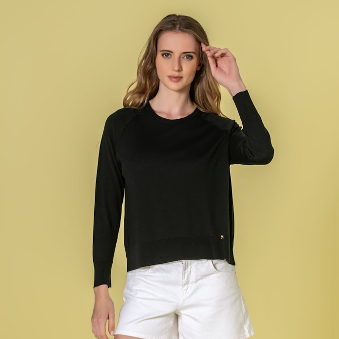 CAMISOLA BÁSICA EM PRETO DA RUGA 1