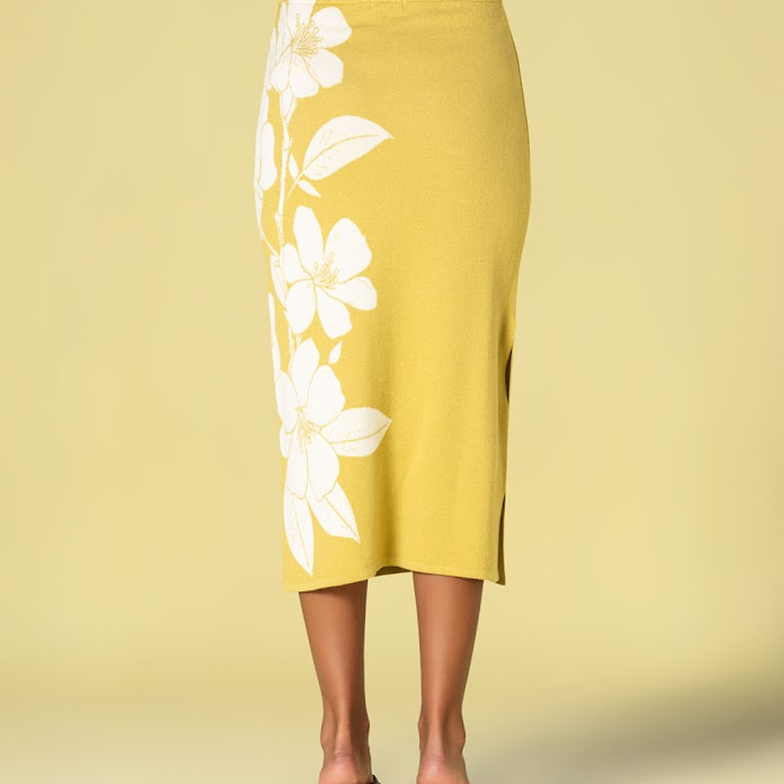 SAIA DE MALHA COM PADRÃO FLOR EM PISTACHIO DA RUGA 3