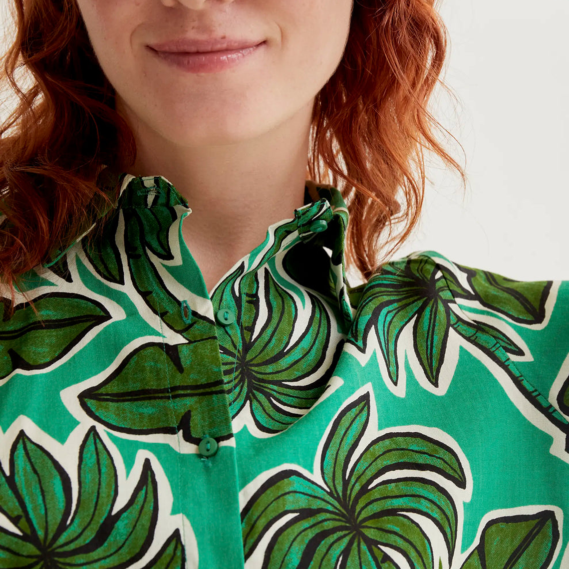 CAMISA TROPICALO COMPANIA FANTÁSTICA  3