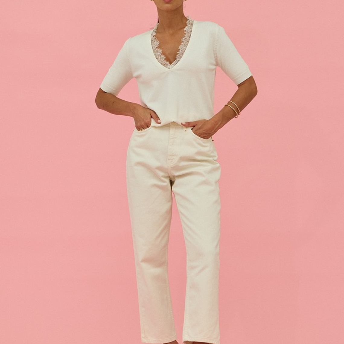 CAMISOLA COM DECOTE EM RENDA VERDE CLARO DA SCRIPTA   1