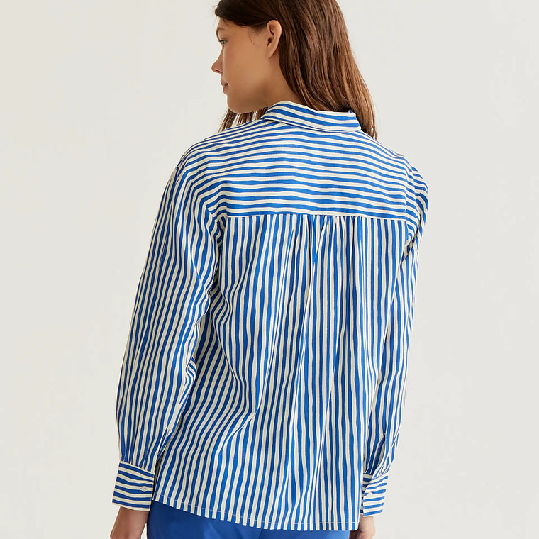 CAMISA COM RISCAS AZUIS COMPANIA FANTÁSTICA   2