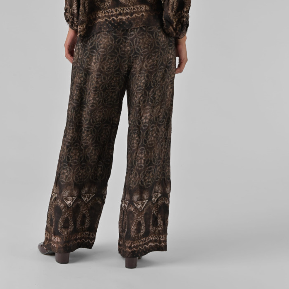 CALÇAS CAMILLE ORFEU PARIS 3