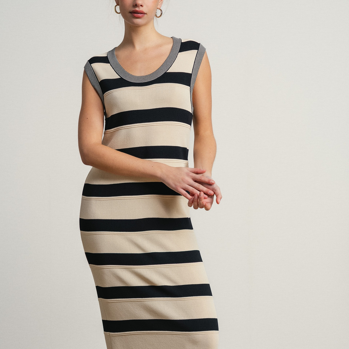 VESTIDO MALHA PRETO SMF JEANS  3