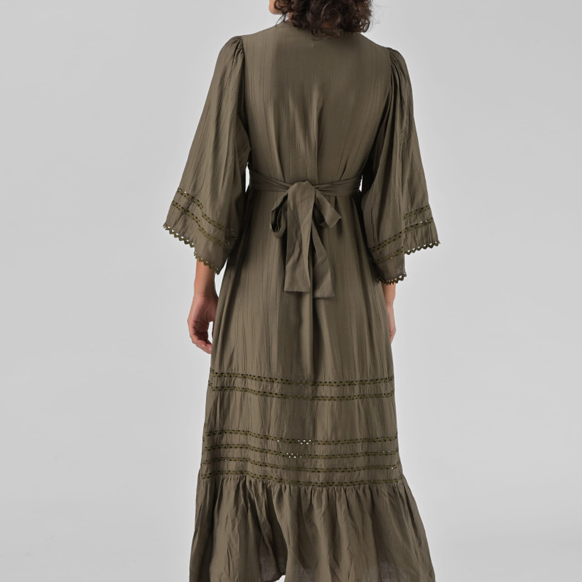 VESTIDO COMPRIDO VERDE CAQUI WYNONNA ORFEU PARIS 2