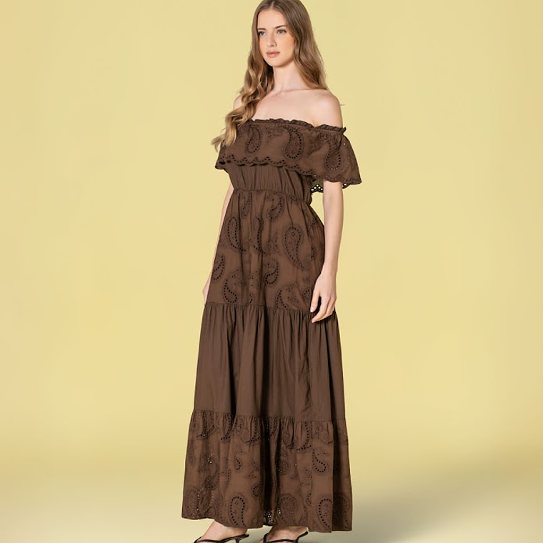 VESTIDO COMPRIDO EM BORDADO INGLÊS CASTANHO RUGA 3