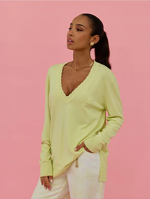 TÚNICA DE MALHA COM DECOTE TRABALHADO SCRIPTA