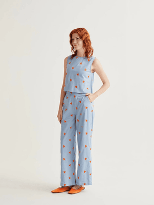 TOP AZUL COM CORAÇÕES BORDADOS COMPAÑIA FANTASTICA 