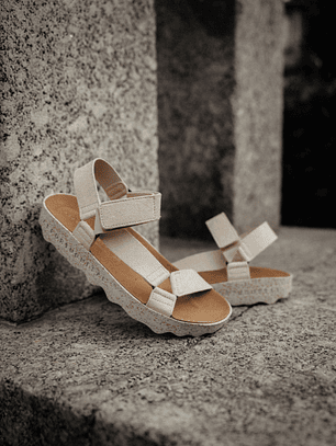 SANDÁLIAS CLEW OFF-WHITE ASPORTUGUESAS