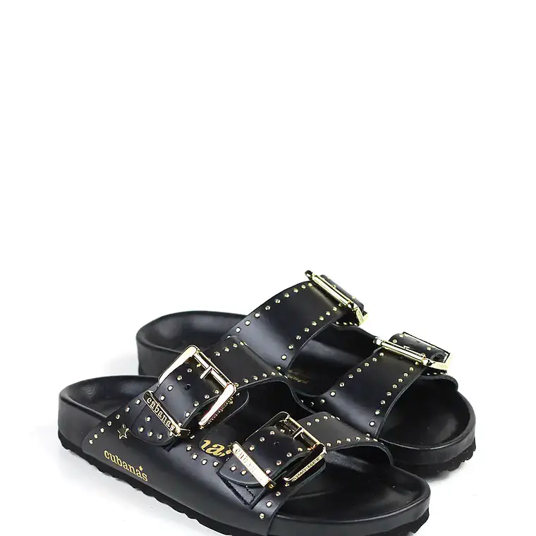 SANDÁLIAS AMÁLIA PELE PRETO COM FIVELAS E TACHAS DOURADAS CUBANAS  1