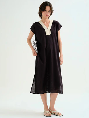 KAFTAN COM DECOTE EM BICO COMPAÑIA FANTASTICA 