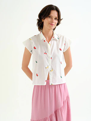 CAMISA COM FRUTAS BORDADAS COMPAÑIA FANTASTICA 