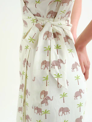 VESTIDO COMPRIDO COM ELEFANTES COMPAÑIA FANTASTICA