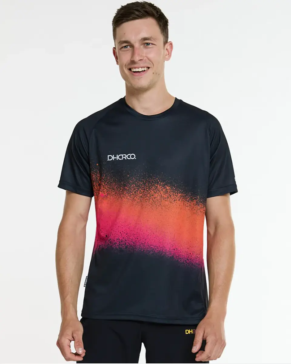 Polera Dharco Hombre Black Snake Manga Corta 1