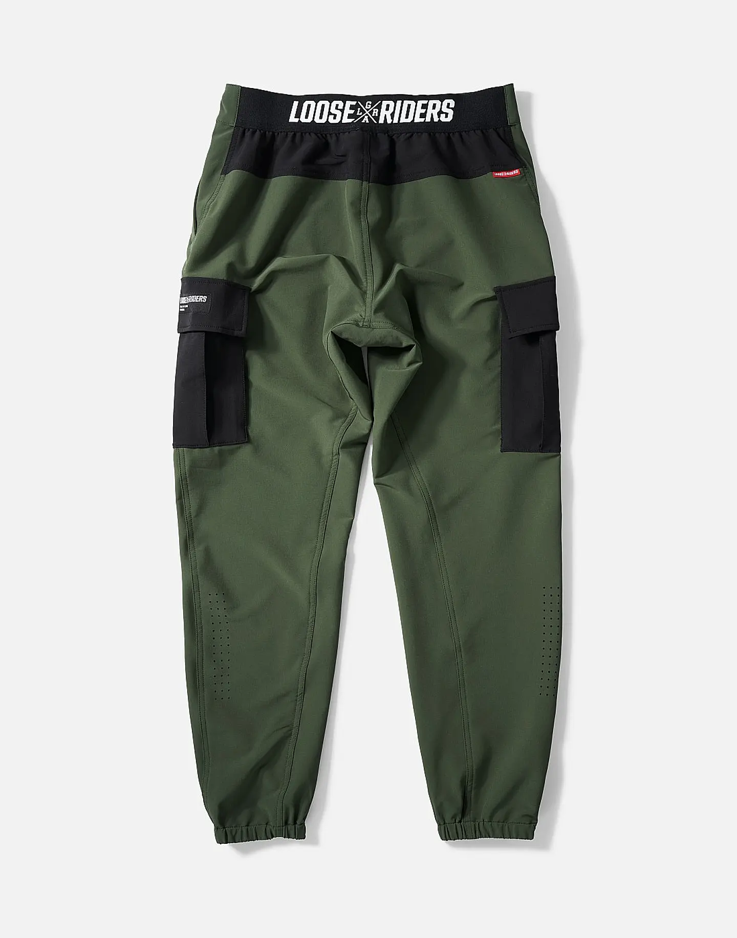Pantalón ciclismo Loose Riders Cargo Oliva 10