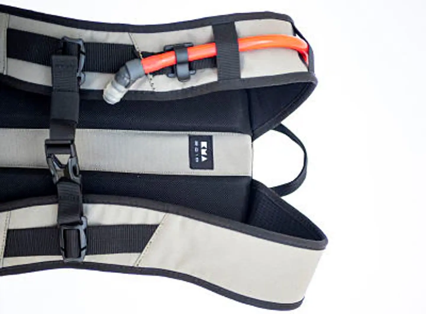 Mochila KMA FALCO 5L con bolsa de hidratación 1